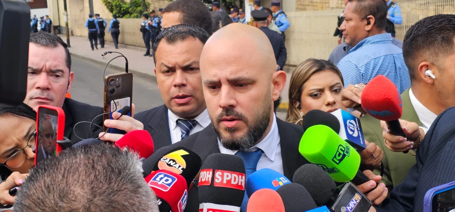 Infraestructura en movimiento: Ehrler inicia su gestión y revisa proyectos pendientes 1 Anibal Hedler