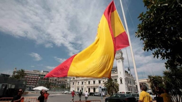 BANDERA ESPANA 1536x864 1