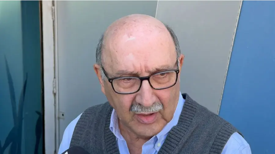 Eduardo Facusse padre 06 01 25.jpg