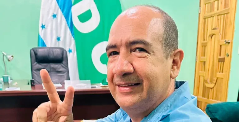 Diputado electo Fajardo respalda presidencia del Congreso para el Partido Nacional 21 Godofredo Fajardo 1.jpg