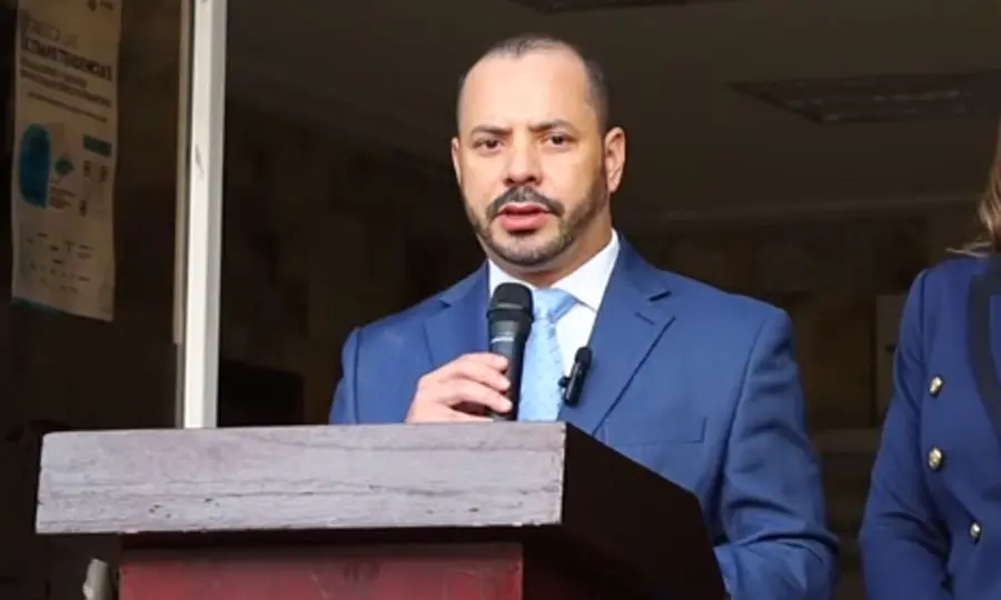 CAH cuestiona legalidad de sesión legislativa que rechazó resultados electorales 1 Gustavo Solorzano 1 de septiembre.jpg 1