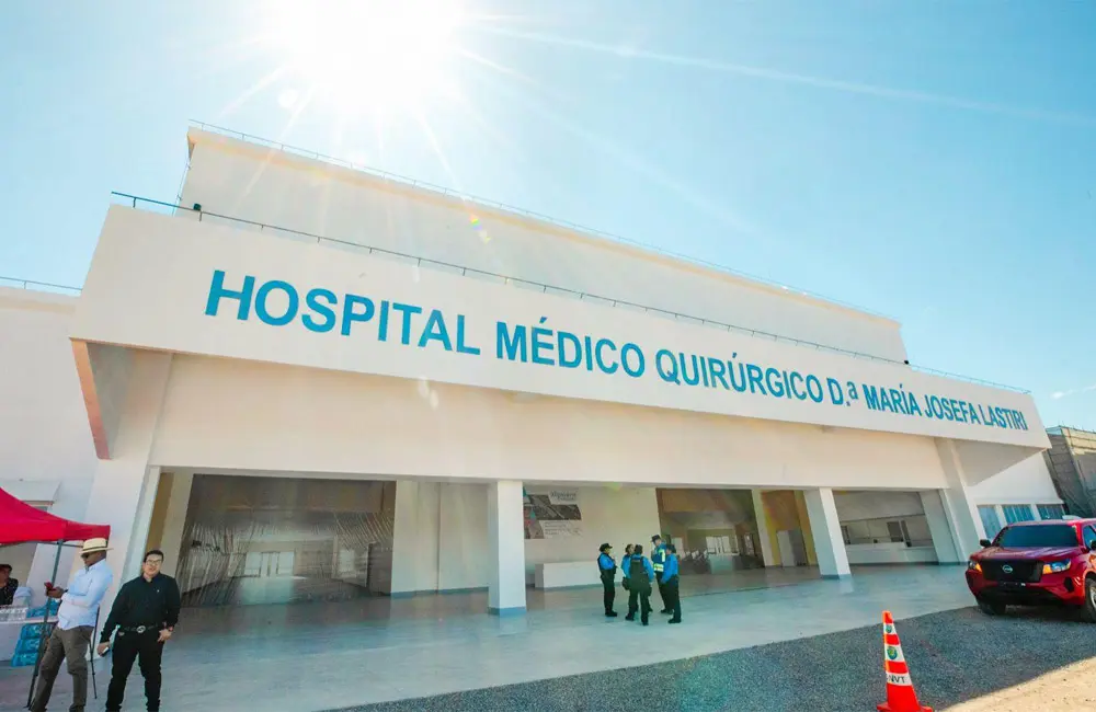 Castro inspecciona hospital de Choluteca y afirma que dejará el poder con “misión cumplida” 1 Hospital del sur 2.jpg