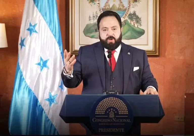 Redondo defiende decreto de recuento en cadena nacional 11 Luis Redondo 3.jpg