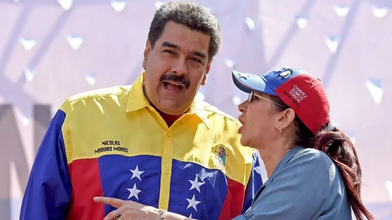 Nicolas Maduro Cilia Flores.jpg