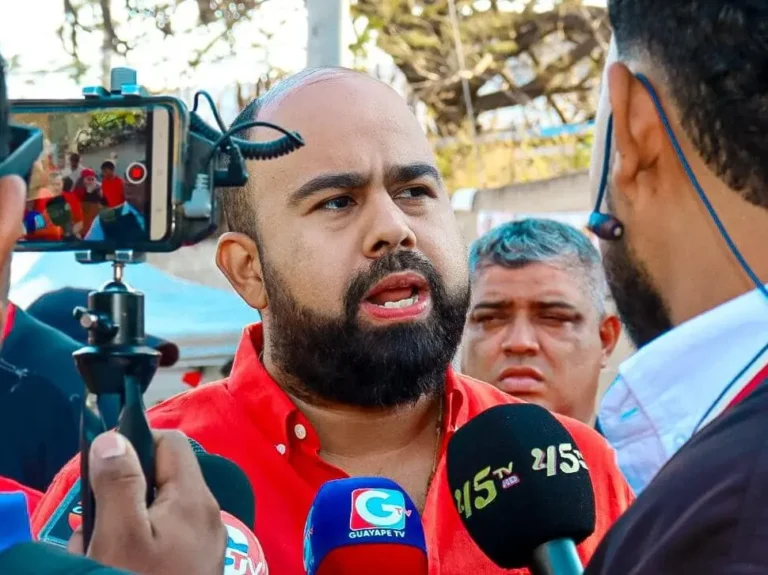 Rafael Sarmiento advierte que Libre mantendrá control sobre proyectos que afecten al pueblo 3 Rafael Sarmiento votacion e1742150982217.jpg 1