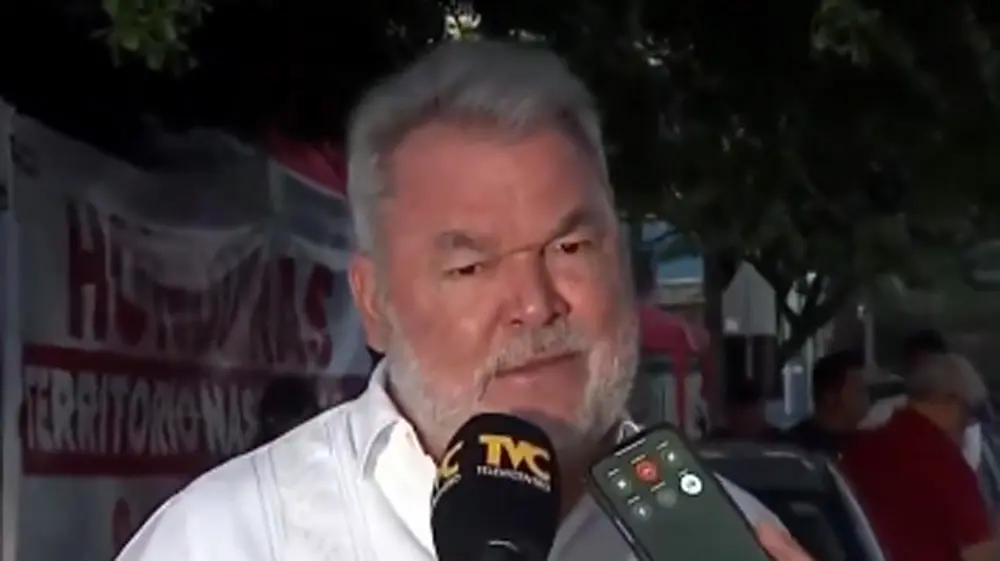 Roberto Contreras.jpg 5