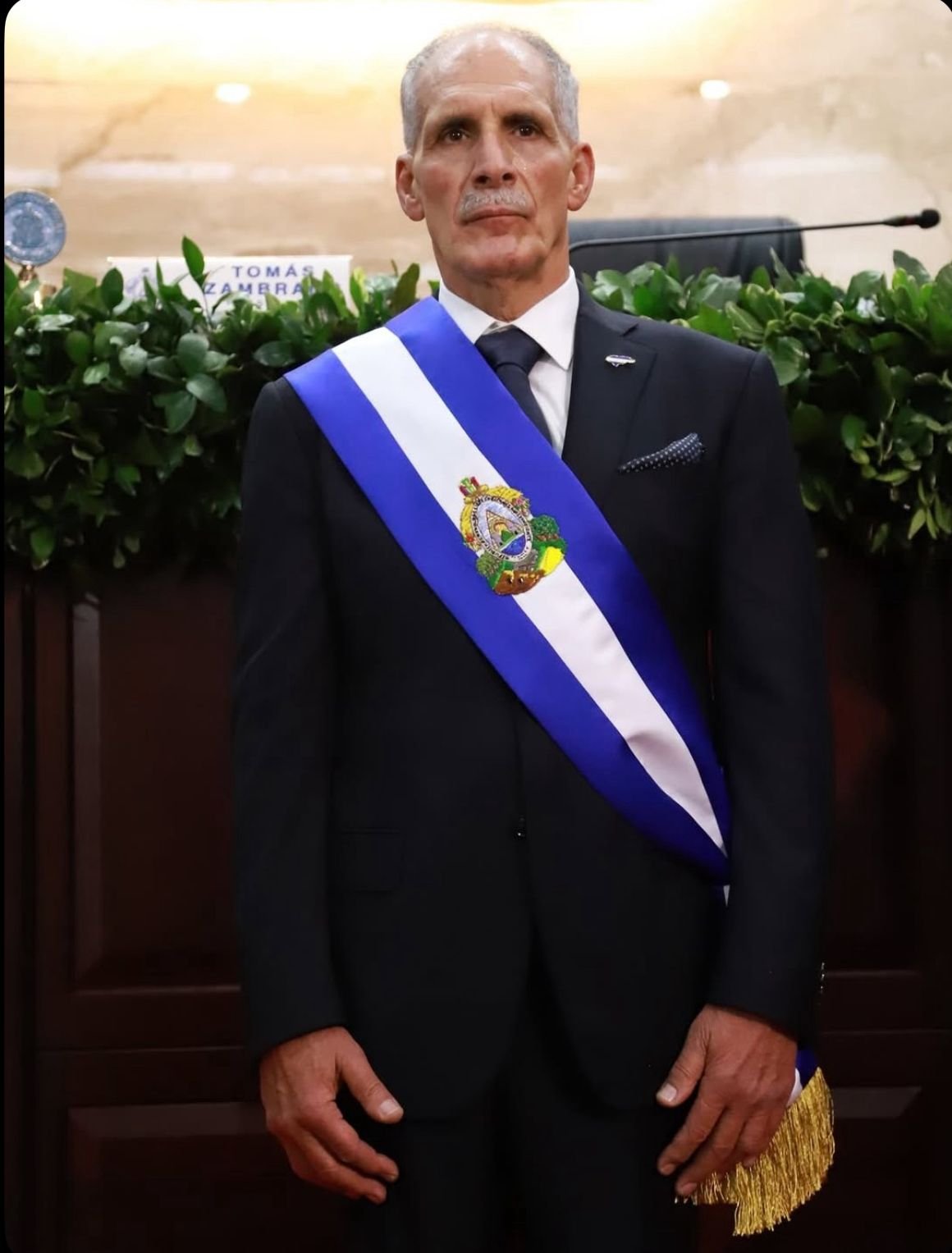 bbaba856 b5f9 46c2 99f8 e88893ffb4ad