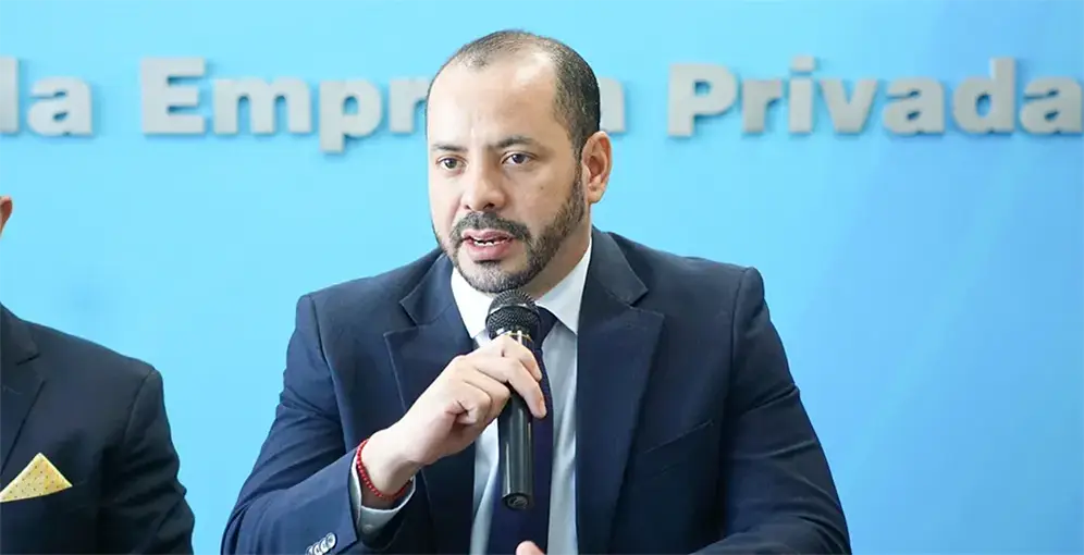 Colegio de Abogados: Congreso carece de competencia para ordenar escrutinio electoral 1 presidente del cah invita a defender la democracia