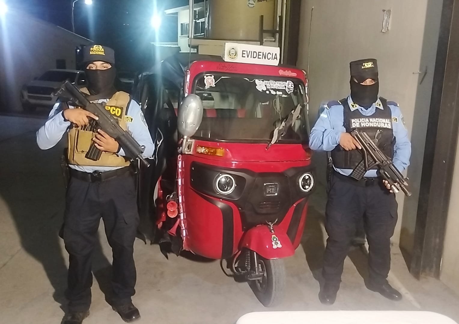 0dc546f8 3f6e 4ddd 898c a4aeef0dac2a