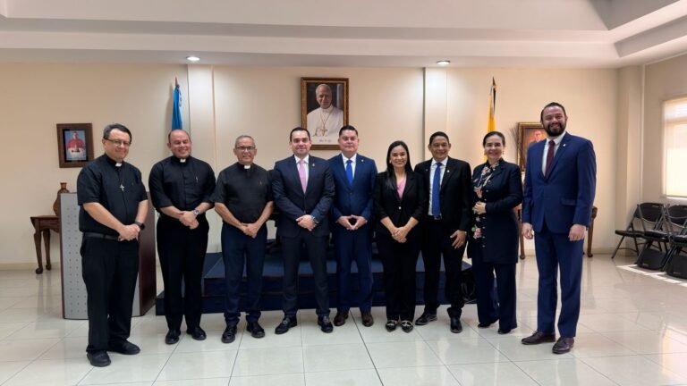 734beedb cd51 478e 8a40 2457b3138322