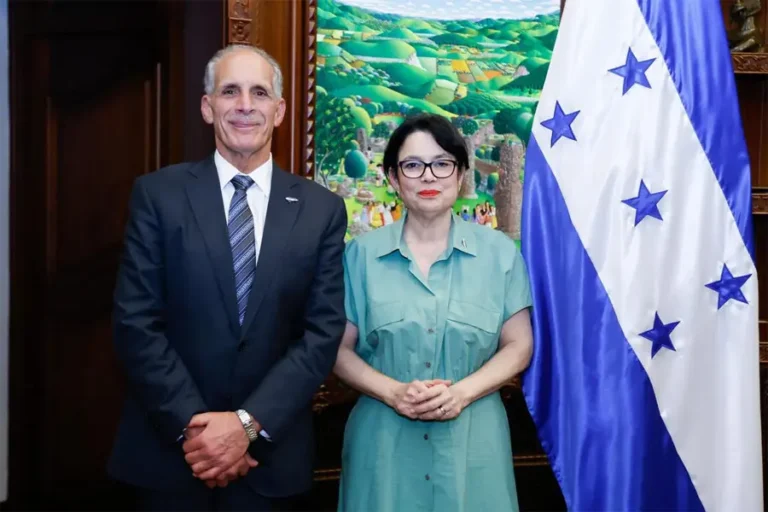 Ada Maria Mejia Signorelli.jpg