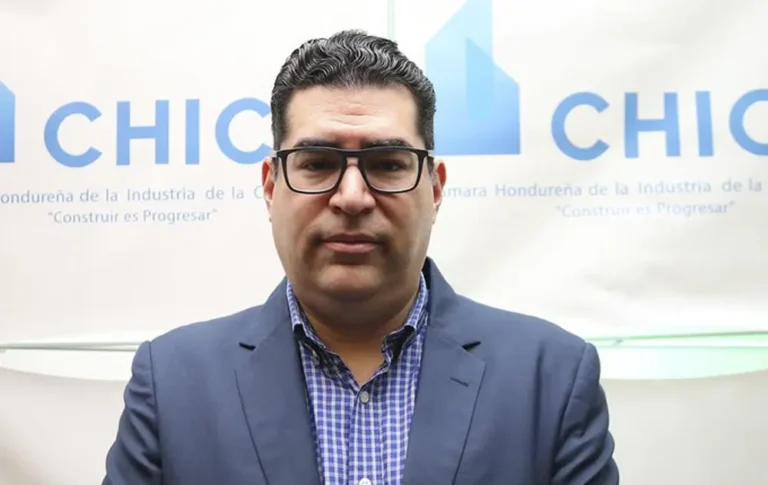 Fernando Garcia.jpg 1