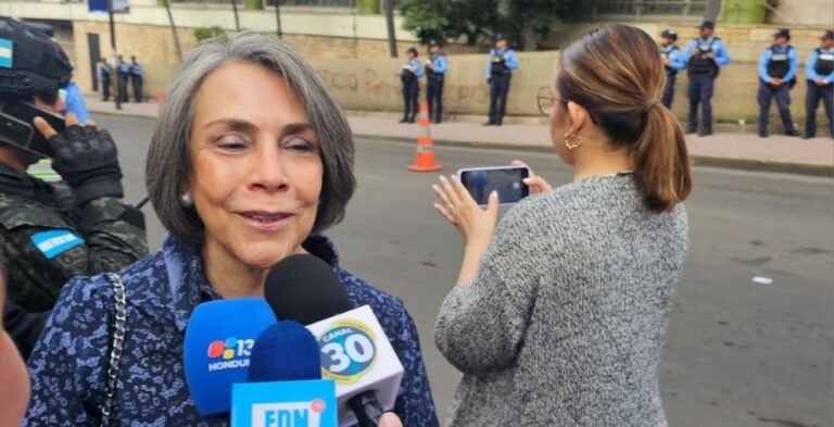 Canciller Agüero anuncia regreso al CIADI y revisión de acuerdos con China y EEUU 11 Mireya Aguero afirma que Honduras inicia una nueva etapa