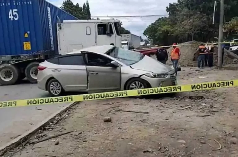 accidente maestra.jpg