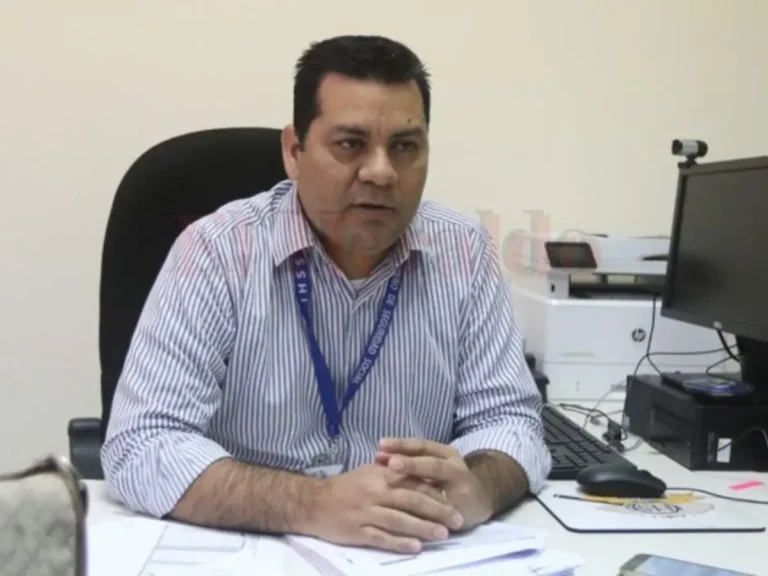 IHSS busca mejorar servicios y advierte que deuda del Estado pone en riesgo atención 2 victor martinez