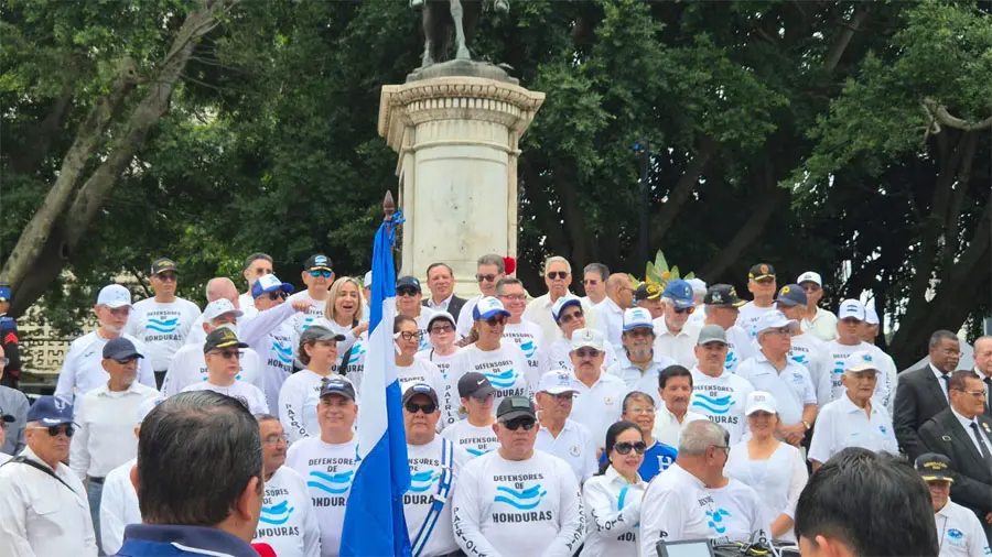 Defensores de Honduras FM.jpg