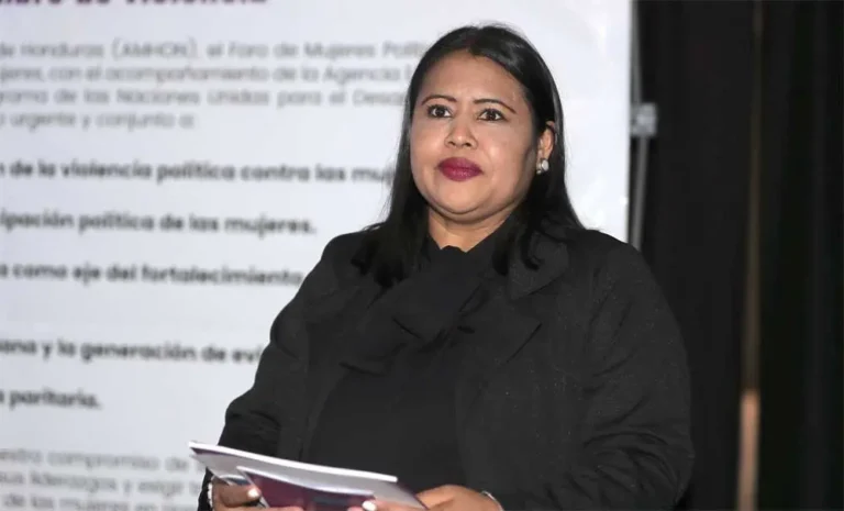 Sandra Ruiz.jpg