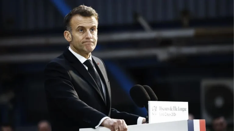 Francia permite a EEUU usar bases militares ante escalada del conflicto con Irán 21 macron francia.jpg