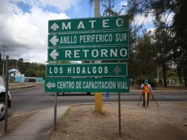 Vecinos de Mateo vuelven a bloquear calle por abandono de carretera en Las Tapias 1 mateo calle